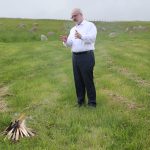 Valsts prezidents Egils Levits apmeklē vides mākslas objektu „Sapulce”